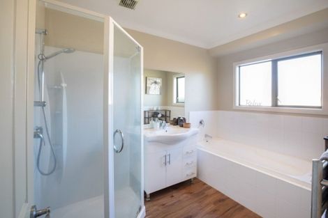 Photo of property in 50 Aotea Drive, Aotea, Porirua, 5024