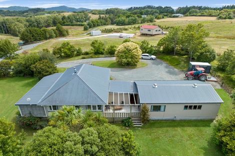 Photo of property in 306 Oneriri Road, Kaiwaka, 0573