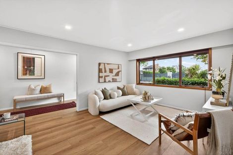 Photo of property in 18b Stratford Avenue, Milford, Auckland, 0620