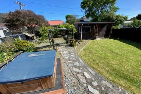 Photo of property in 24 Nile Street, Waterloo, Lower Hutt, 5011