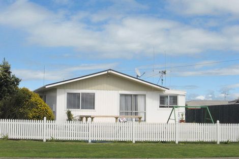Photo of property in 218 Range Road, Papamoa Beach, Papamoa, 3118