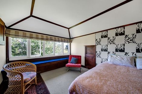 Photo of property in 82 Barrett Street, Westown, New Plymouth, 4310