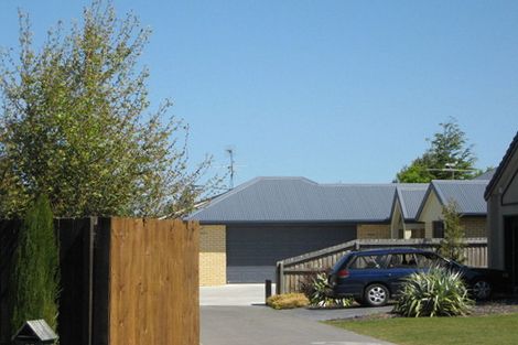 Photo of property in 63 Coolspring Way, Redwood, Christchurch, 8051