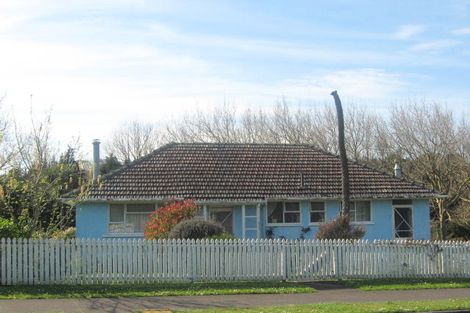 Photo of property in 7 Glenpark Avenue, Westown, New Plymouth, 4310