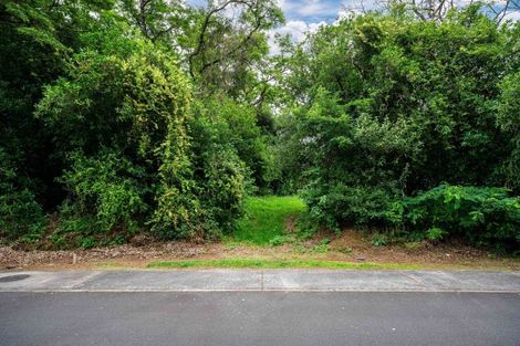 Photo of property in 70 Parawera Drive, Acacia Bay, Taupo, 3330