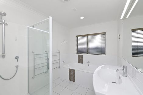 Photo of property in 71 Karamea Street, Whalers Gate, New Plymouth, 4310