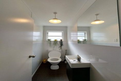 Photo of property in 206 Ngamotu Road, Spotswood, New Plymouth, 4310