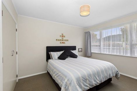 Photo of property in 15 Bonnie Glen Crescent, Ebdentown, Upper Hutt, 5018