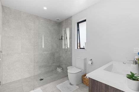 Photo of property in 8 Coach Way, Rolleston, 7614