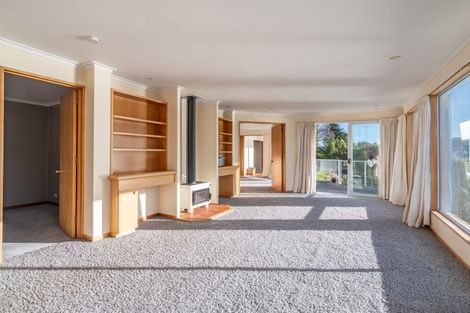 Photo of property in 10 Ivanhoe Road, The Cove, Dunedin, 9077