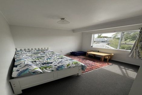 Photo of property in 27 Cedar Heights Avenue, Massey, Auckland, 0614