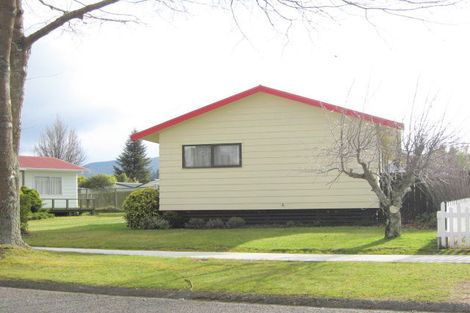 Photo of property in 18 Raukura Street, Turangi, 3334