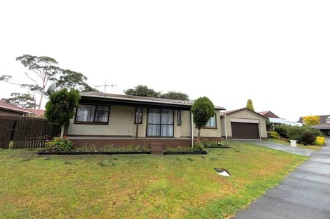 Photo of property in 18 Bosnyak Drive, Te Atatu South, Auckland, 0610