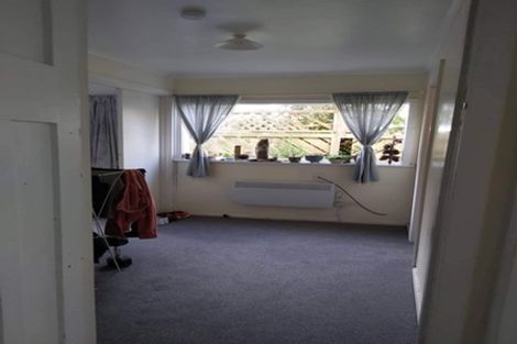 Photo of property in 3/54 Kelburn Parade, Kelburn, Wellington, 6012