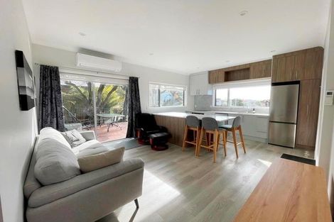 Photo of property in 1/431 East Coast Road, Mairangi Bay, Auckland, 0630