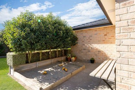 Photo of property in 37 Campion Place, Rolleston, 7614