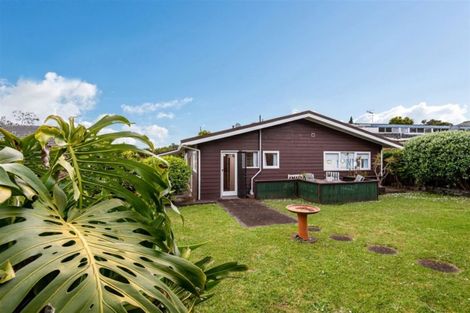 Photo of property in 9 Catalina Crescent, Forrest Hill, Auckland, 0620