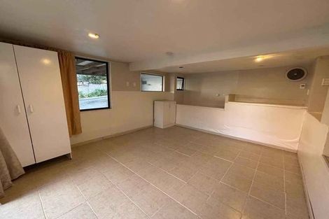 Photo of property in 1/56 Roberts Road, Glenfield, Auckland, 0629