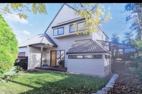 Photo of property in 1/8 Priestley Drive, Bucklands Beach, Auckland, 2014