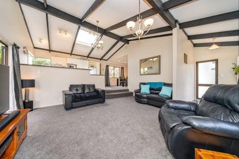 Photo of property in 32b Shanly Street, Brown Owl, Upper Hutt, 5018
