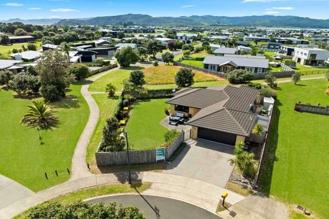 Photo of property in 106 Benjamin Place, Matarangi, Whitianga, 3592