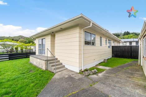 Photo of property in 293a Wellington Road, Wainuiomata, Lower Hutt, 5014