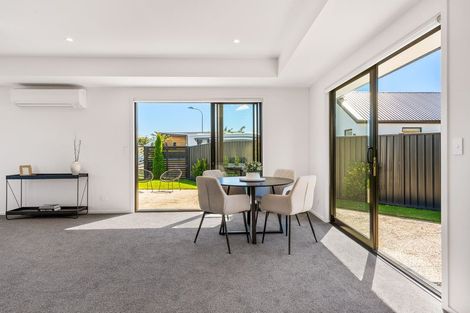 Photo of property in 12 Mellay Mews, Mosgiel, 9024