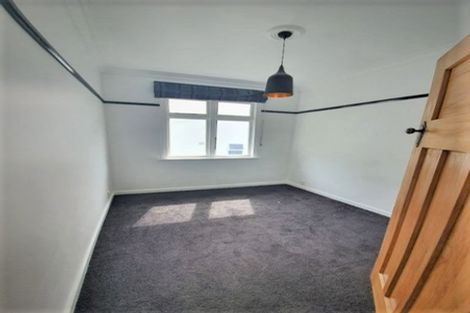 Photo of property in 9 Khandallah Road, Ngaio, Wellington, 6035