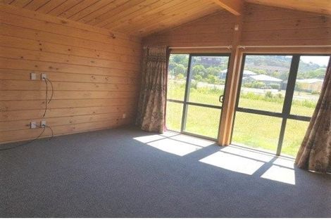 Photo of property in 18 Leadline Place, Whitby, Porirua, 5024