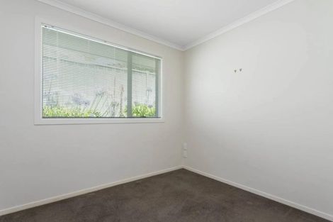 Photo of property in 11 Fairlea Road, Te Atatu South, Auckland, 0610
