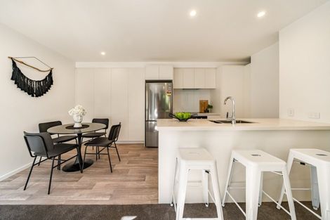 Photo of property in 5 Garfield Street, Brooklyn, Wellington, 6021