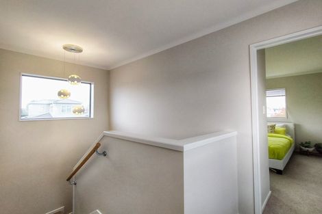 Photo of property in 8 Tribute Loop, Takanini, 2112