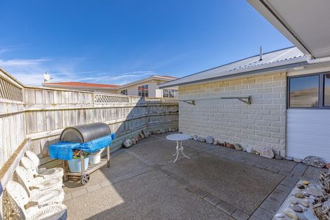 Photo of property in 19a Polson Street, Castlecliff, Whanganui, 4501