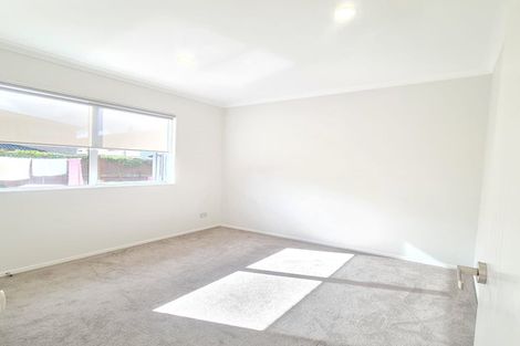 Photo of property in 5 Bruckless Drive, Flat Bush, Auckland, 2019