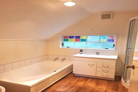 Photo of property in 17b Percy Dyett Drive, Karori, Wellington, 6012