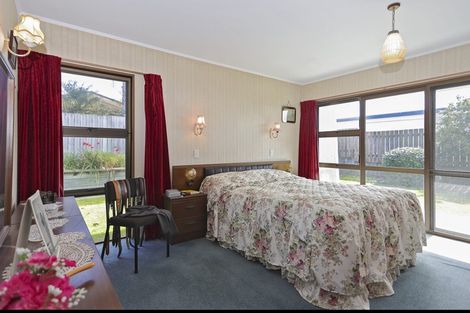 Photo of property in 5 Clifden Terrace, Te Puke, 3119