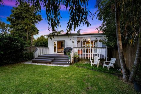 Photo of property in 308 Royal Road, Massey, Auckland, 0614