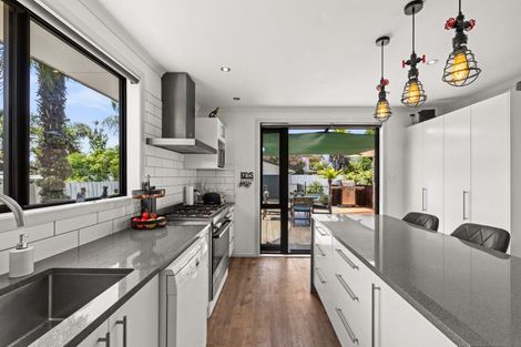 Photo of property in 8 Forsyth Street, Taradale, Napier, 4112