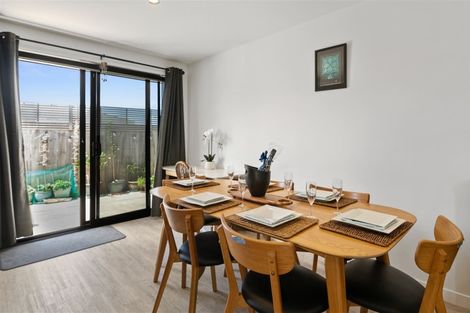 Photo of property in 11 Westhill Lane, Papamoa Beach, Papamoa, 3118