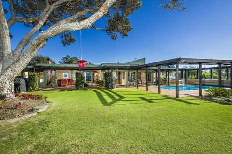 Photo of property in 275 Beach Road, Campbells Bay, Auckland, 0630