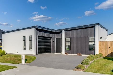 Photo of property in 14 Bunz Road, Halswell, Christchurch, 8025