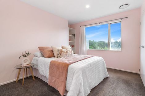 Photo of property in 26 Admirals Court Drive, Greenhithe, Auckland, 0632