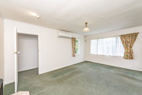 Photo of property in 62 Parkes Avenue, Saint Johns Hill, Whanganui, 4501