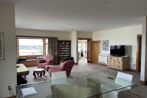 Photo of property in 40 Saint Andrews Hill Road, Mount Pleasant, Christchurch, 8081