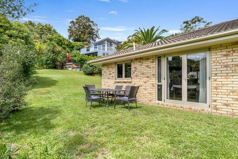 Photo of property in 8 Libra Place, Kawaha Point, Rotorua, 3010