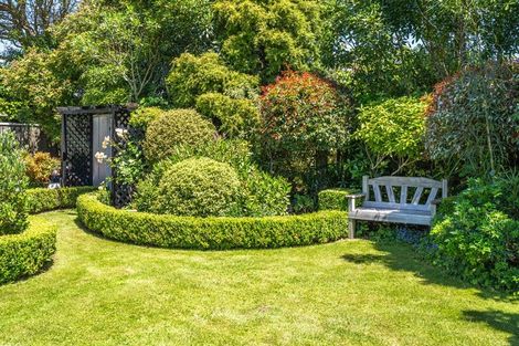 Photo of property in 14 Hurunui Street, Waikanae, 5036