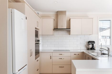 Photo of property in Waterview Estate, 86/4 Greystone Place, Omokoroa, 3114