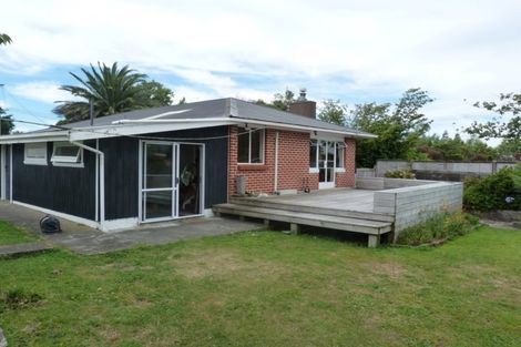 Photo of property in 118 Brandon Street, Featherston, 5710