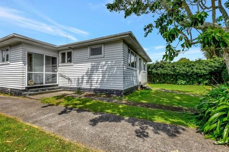 Photo of property in 195 South Road, Spotswood, New Plymouth, 4310