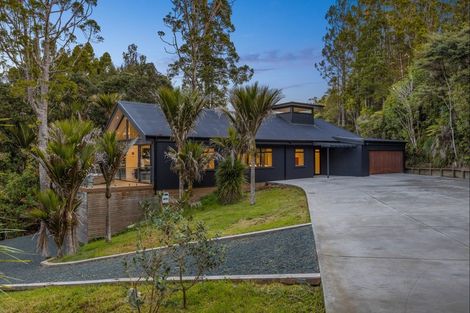 Photo of property in 123 Pinchgut Road, Kaukapakapa, 0873